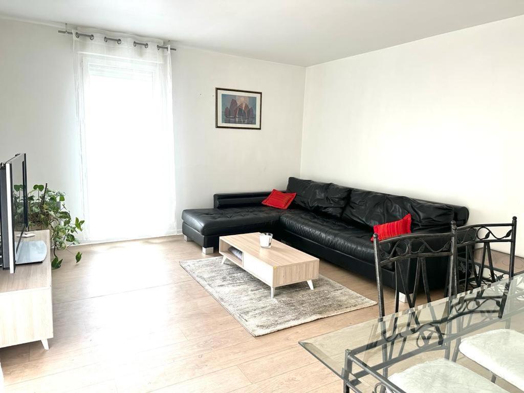 Big Logement , Jo2024, Stade De France, Paris, Metro , Parking Gratuit Saint-Denis  Pokoj fotografie